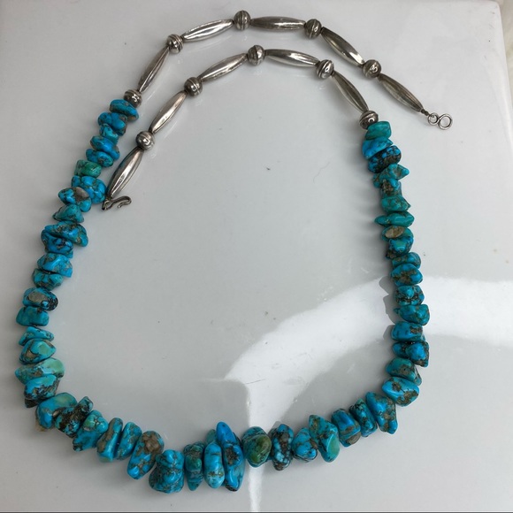 Vintage Navajo Turquoise Nugget and Silver Necklace - Picture 3 of 6